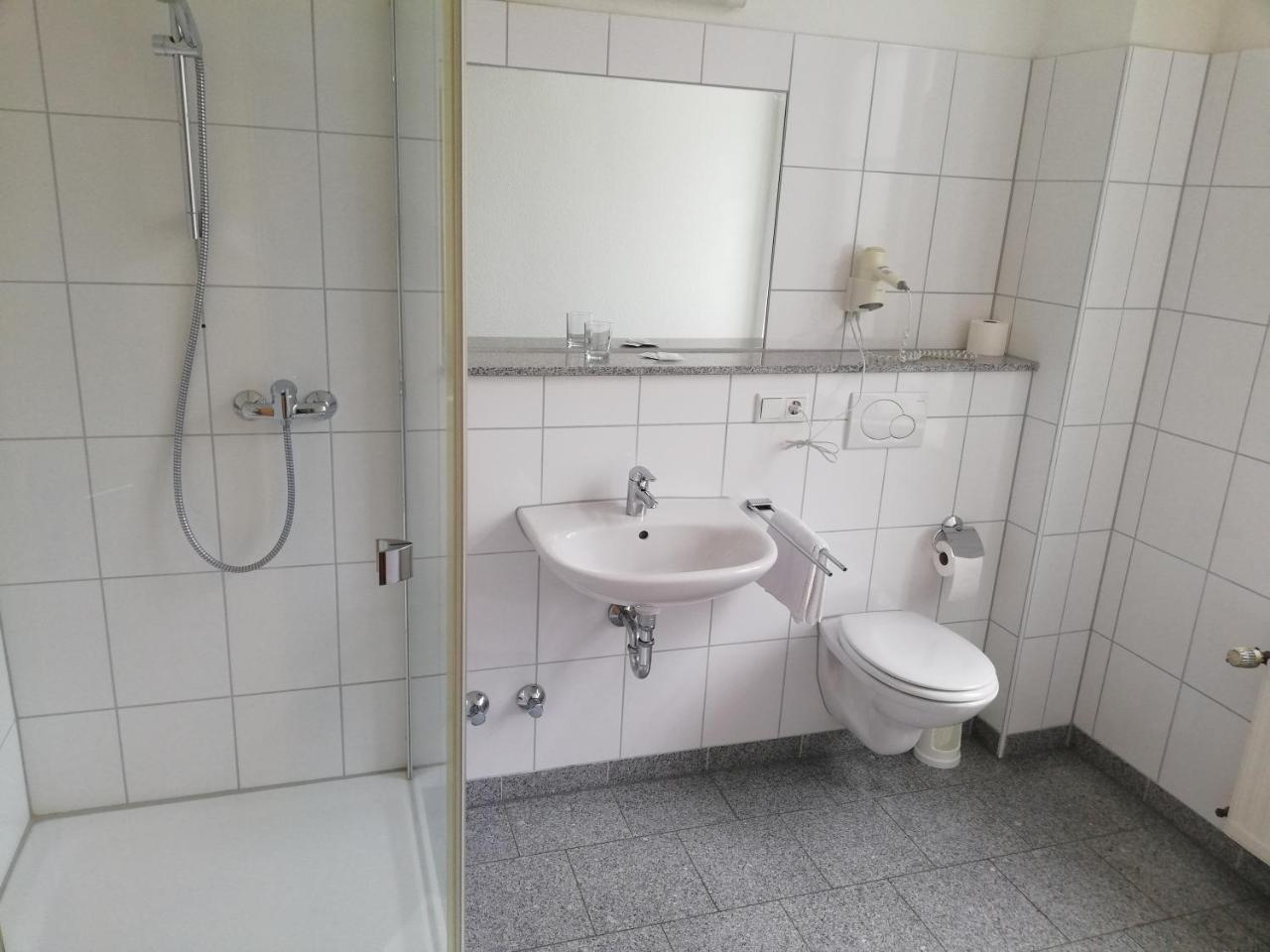 Hotel Central Restaurant El Barrio Grevenbroich Kültér fotó